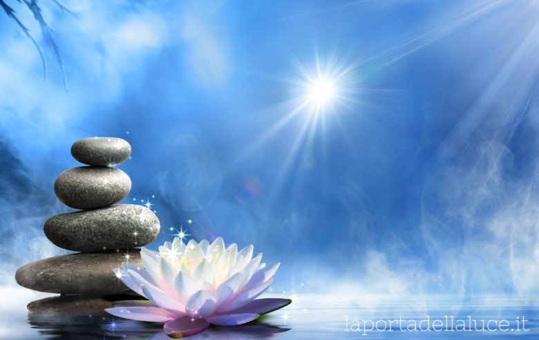 Imparare ad amarsi nella Presenza (amarsi,corpo,mindfulness,presenza,consapevole) La Porta della Luce