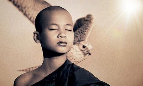 Entrare nella Pace - Channeling (pace,silenzio,energia,consapevolezza,presenza,channeling,angeli,canalizzazione) La Porta della Luce