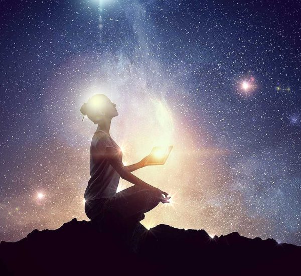 Respirazione: La pratica dell'Hong-So - La Porta della Luce Respirazione: La pratica dell'Hong-So (respirazione,profonda,prana,aria,polmoni) La Porta della Luce