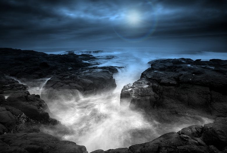 L'inganno del transumanesimo - pratica per dissolvere l'oscurità (transumanesimo,oscurità,inganno,ombra,male) La Porta della Luce
