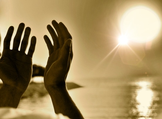 La forza della preghiera (preghiera,anima,luce,aura,energia) La Porta della Luce