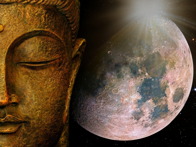 La Luna piena del Wesak: quando è, il suo significato e come prepararsi (wesak,luna piena,fratellanza bianca,shamballa,la grande invocazione,nuova era) La Porta della Luce