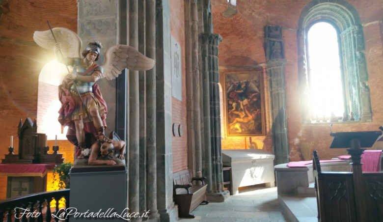 Unirsi alle schiere dell'Arcangelo Michele (Arcangelo Michele,apocalisse,lucifero,diavolo,angeli) La Porta della Luce
