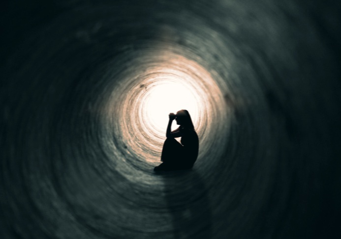 Dissolvere il corpo di dolore (corpo di dolore,presente,sofferenza,consapevolezza,ego,negatività) La Porta della Luce