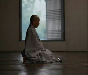 Oltre la mente, il vero Sé - Channeling - La Porta della Luce Oltre la mente, il vero Sé - Channeling (channeling,canalizzazione,silenzio,pensieri,mente) La Porta della Luce