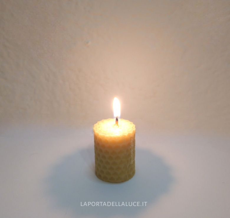Candele Naturali della Porta della Luce - La Porta della Luce Candele Naturali della Porta della Luce (candele,candele naturali,cera d'api,ecologiche,candele vegetali,soia,candela,yoga,candele benedette,italiane,made in italy,candele profumate,miele,regalo) La Porta della Luce
