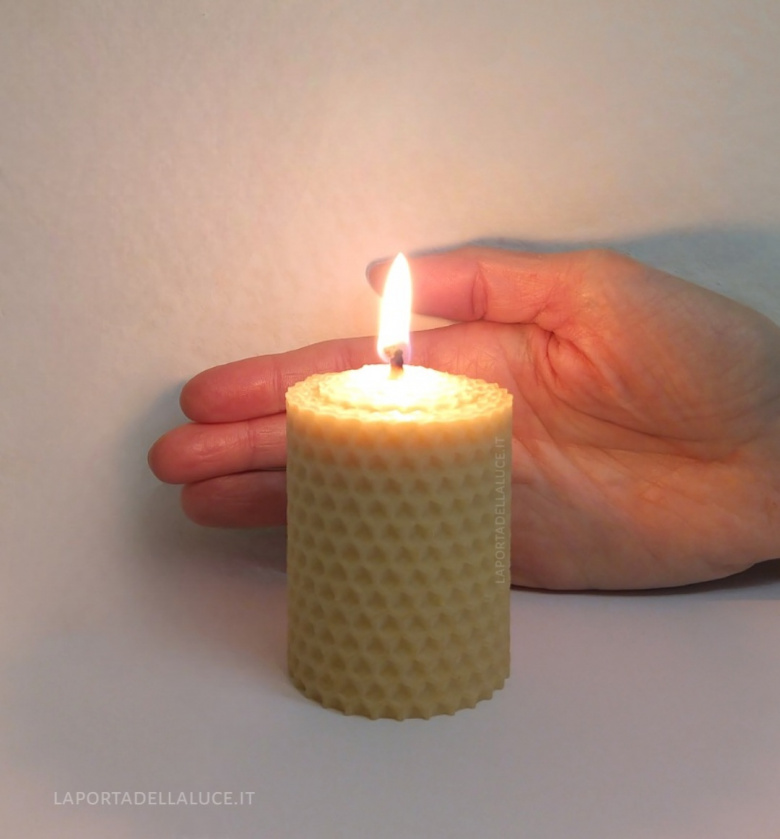Candele Naturali della Porta della Luce - La Porta della Luce Candele Naturali della Porta della Luce (candele,candele naturali,cera d'api,ecologiche,candele vegetali,soia,candela,yoga,candele benedette,italiane,made in italy,candele profumate,miele,regalo) La Porta della Luce
