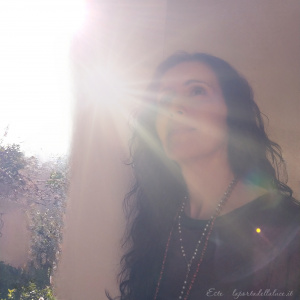 Meditazione per attivare la Fiamma del Divino Amore (audio-meditazione guidata) - La Porta della Luce Meditazione per attivare la Fiamma del Divino Amore (audio-meditazione guidata) (meditazione,amore,fiamma,divino femminile,guidata,audio,cuore cristico) La Porta della Luce