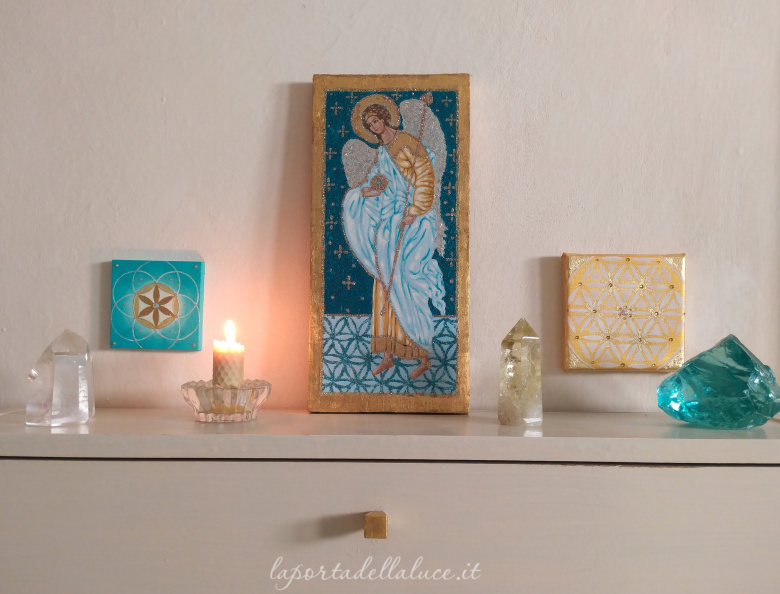 Essere conduttori di Luce - creare un Altare (altare,candela,incenso,creare,maestro) La Porta della Luce