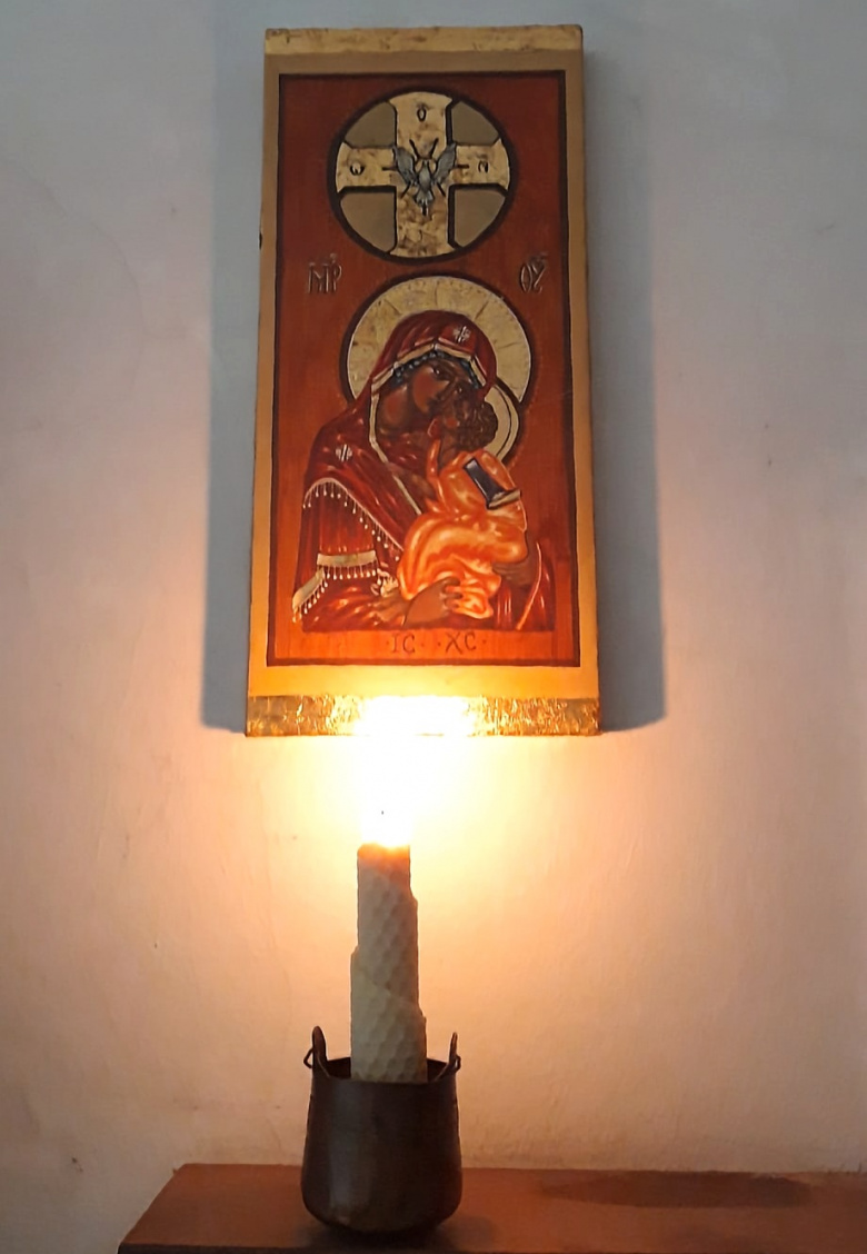 Testimonianze dei lettori su "La Porta della Luce" - La Porta della Luce Testimonianze dei lettori su "La Porta della Luce" (amuleti,amuleto,ciondoli,ciondolo,la porta della luce,testimonianze,quadri,candele naturali,candele) La Porta della Luce