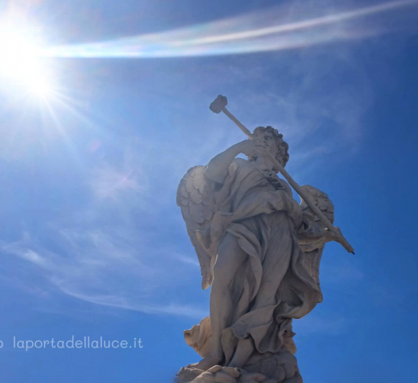 Proteggere e schermare il proprio campo di energia (prima parte) - pratiche (eclissi solare,agosto,portale,logos solare,sole,luce,iniziazione) La Porta della Luce