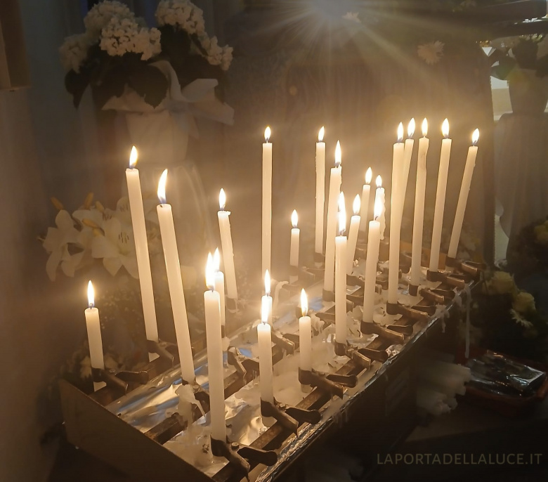 Celebrare i Defunti e lasciarli liberi - Channeling (defunti,morte,viaggio,channeling,canalizzazione,lapidi,dolore,morire) La Porta della Luce