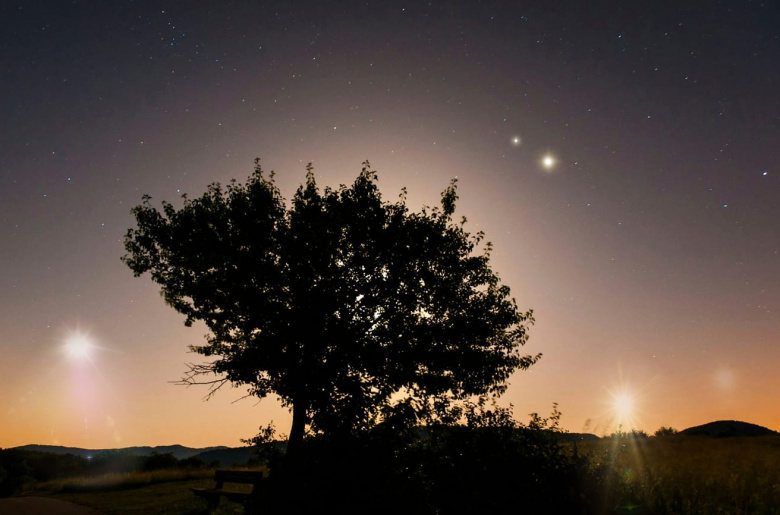 Gli Elohim, le Stelle, le nostre Origini e l'Immensità che ci abita (stelle,Elohim,Fratellanza Bianca,galassia,storia della terra,lemuriani,atlantide,shamballa) La Porta della Luce