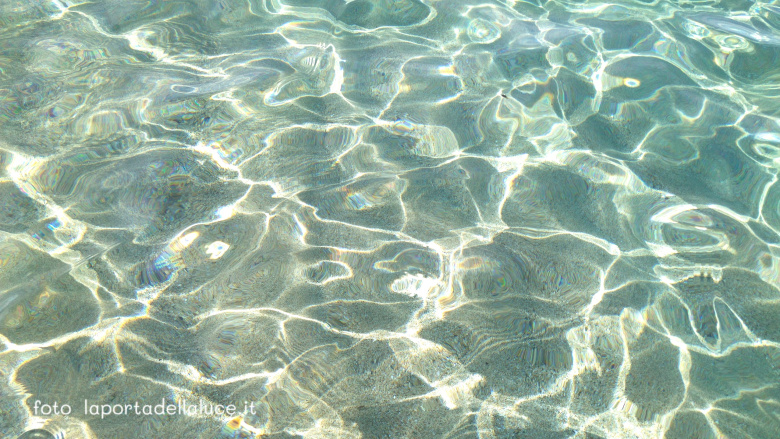 Lemuria e la frequenza del Raggio Acqua-Opalescente (1a parte) - La Porta della Luce Lemuria e la frequenza del Raggio Acqua-Opalescente (1a parte) (lemuria,lignaggio,sirio,pleiadi,raggio opalescente,lignaggio rosa) La Porta della Luce